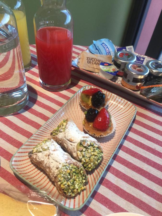 B&B Via Roma 41 Ventimiglia Dış mekan fotoğraf